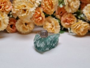 9ct Yellow Gold Square Halo Cluster Ring TW365042