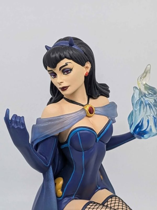 DC Raven Resin Statue - BL282562 - Image 2