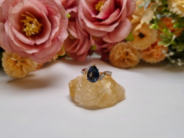 9ct Yellow Gold Diamond and Topaz Dress Ring TW330688 - Image 19