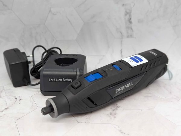 Dremel 8260 12V Rotary Tool 3.0Ah Kit - BP370138