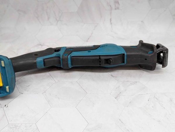 Makita 18V Reciprocating Saw Skin-Only (DJR183) - BP365739 - Image 7