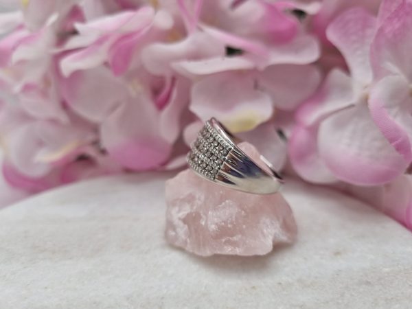 10CT 6.79GMS WHITE GOLD DIAMOND SET 7 ROW DRESS RING SZ. W.5 BL250979 - Image 8