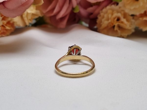 18ct Yellow and White Gold Garnet Ring TW344679 - Image 22