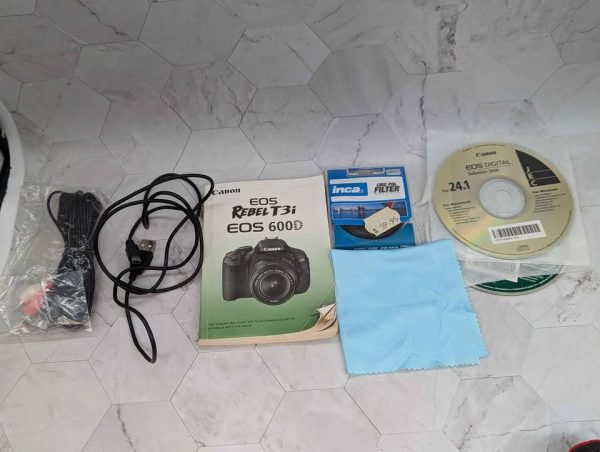 Canon EOS Rebel T3i 600D DSLR Camera w/ 2 x Lenses and Accessories - BP368589 - Image 9