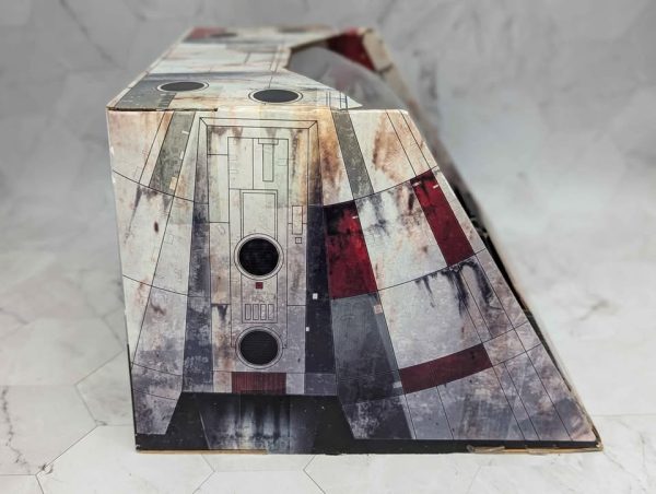 Star Wars Titanium Series Die•Cast Millennium Falcon Collectable - BP365088 - Image 4