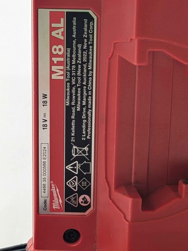 Milwaukee LED Area Light - BL366937 - Image 6