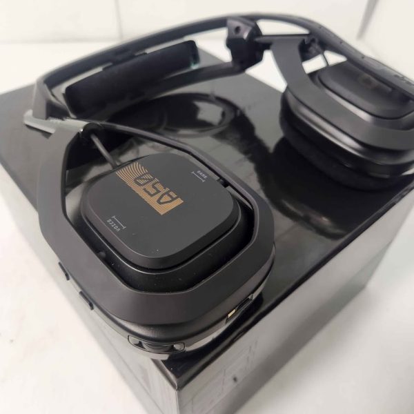 ASTRO GAMING A50 WIRELESS HEADSET & BASE STATION #GN358133 - Image 12