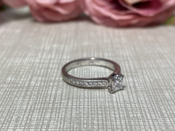 LADIES 18CT WHITE GOLD DIAMOND RING TW197197 - Image 8