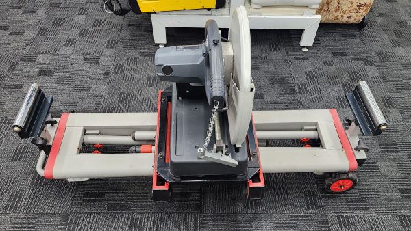 Makita Drop Saw (M2401) on detachable Milwaukee Work Bench - IP367276 - Image 6
