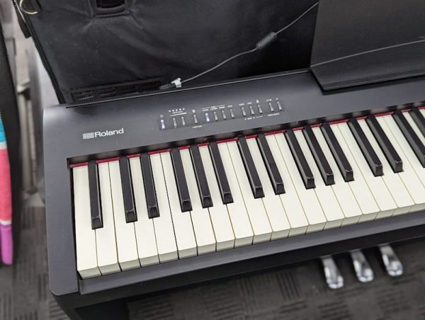 Roland Portable Digital Piano w/ Stand (FP-30) - BP366097 - Image 4