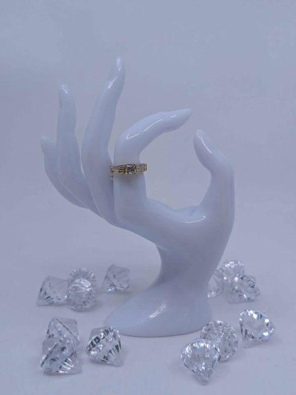 18ct Gold Ring - BL303330 - Image 13