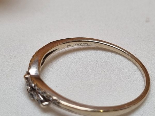 9ct White Gold Petal Ring TW355694 - Image 6