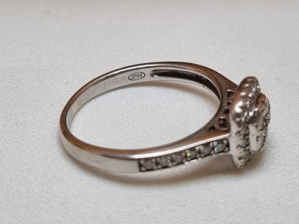 9ct White Gold Diamond Halo Cluster Ring TW365690 - Image 4