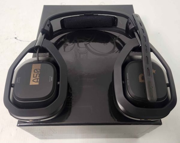 ASTRO GAMING A50 WIRELESS HEADSET & BASE STATION #GN358133 - Image 10