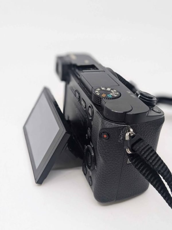 Sony AX6000 Camera - BL367915 - Image 5