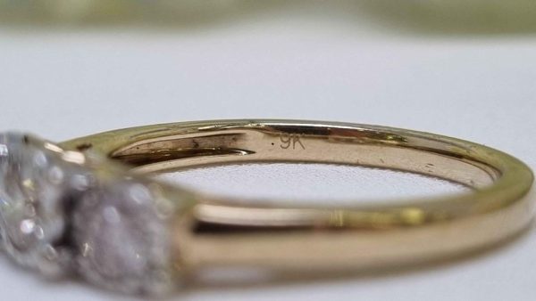 9ct Yellow Gold Diamond Trilogy Ring TW314534 - Image 26