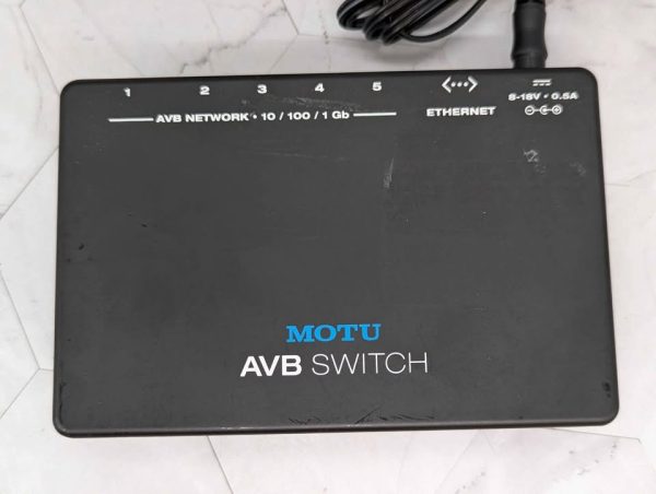 Motu AVB 5-Port Ethernet Switch - BP363334 - Image 3