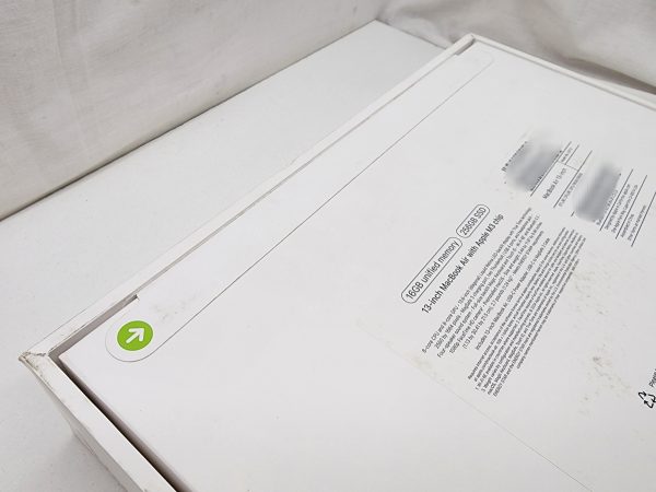 Apple MacBook Air 13 Inch 2024 256GB New In Box - IP370229 - Image 5