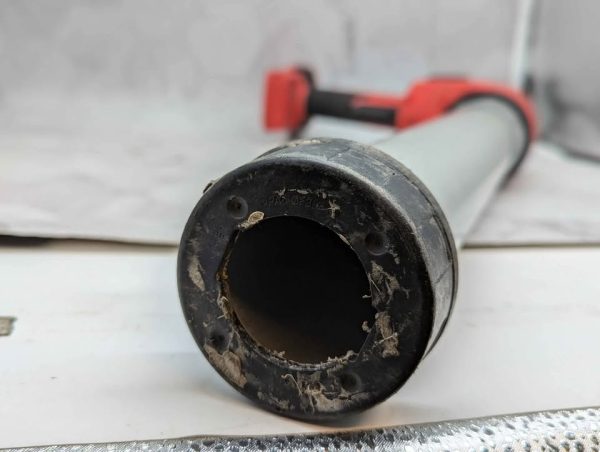 Milwaukee 18V 310ml Caulking Gun Skin-Only (C18 PCG) - BP367107 - Image 6