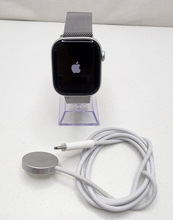 Apple Watch Series 10 Aluminum LTE 42mm w/ Charger -IP365153
