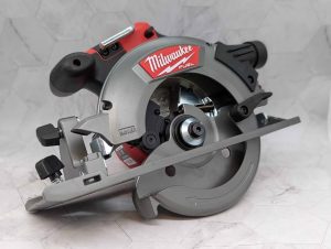 Milwaukee 18V 165mm Circular Saw Skin-Only (M18CCS55) - BP368656