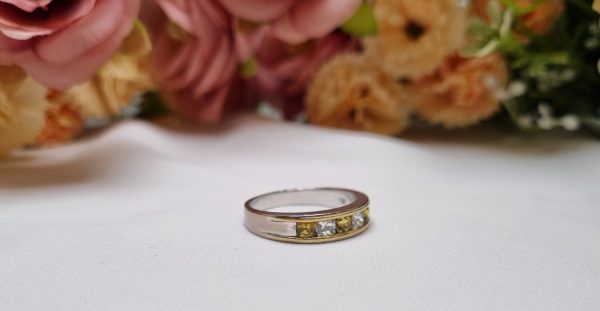 18ct White Gold Diamond and Sapphire Anniversary Ring TW344232 - Image 21