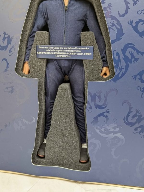 Hot Toys 1/6 Scale Bruce Lee Enter The Dragon Collectable Figure - BP367867 - Image 5