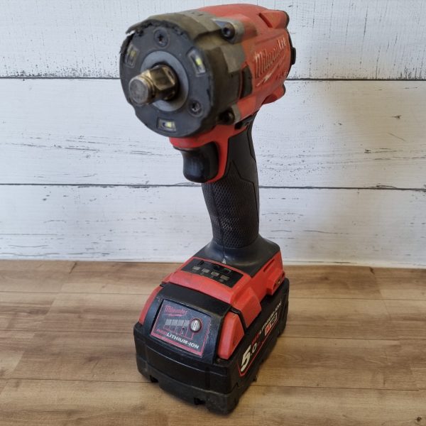 Milwaukee 18V Impact Wrench TW363083 - Image 7