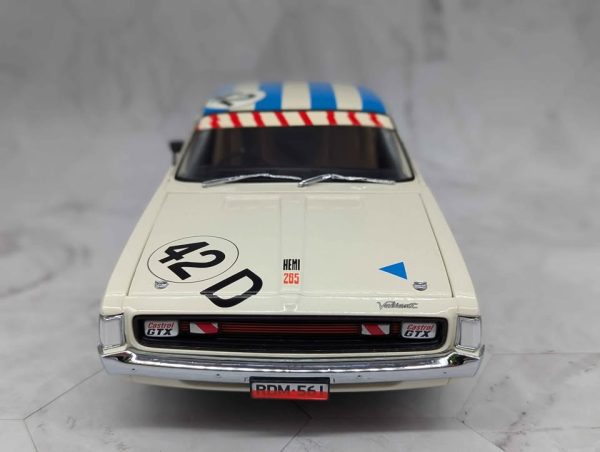 Classic Carlectables 1:18 1971 Bathurst Works Entry E38 R/T Charger Model Car - BP365193 - Image 5