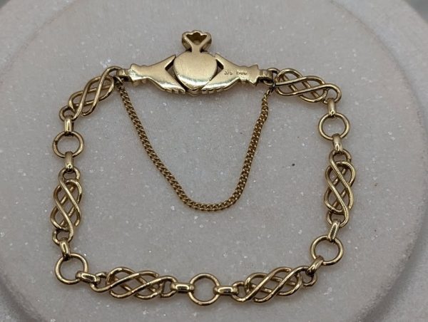 Ladies 9CT Yellow Gold Green Stone Claddagh Clasp Bracelet (13.8gms) - BP364039 - Image 7