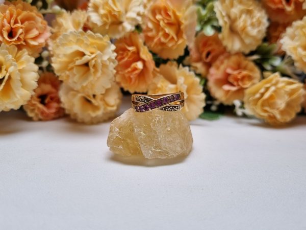 9ct Yellow Gold Diamond and Purple Stone Ring TW344242 - Image 5