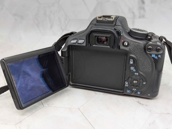Canon EOS Rebel T3i 600D DSLR Camera w/ 2 x Lenses and Accessories - BP368589 - Image 4