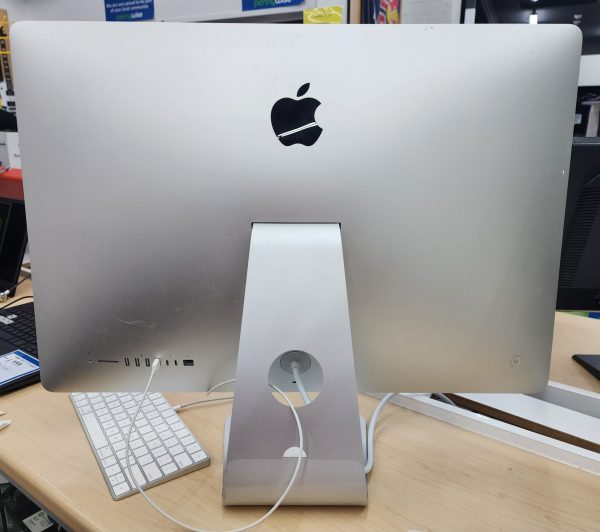 Apple iMac 2020 27" with Magic Keyboard and Mouse - IP369291 - Image 10