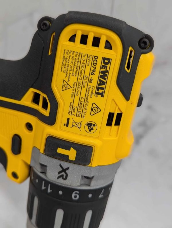 DeWalt 18V XR Brushless Hammer Drill Driver Skin-Only (DCD796) - BP362484 - Image 5