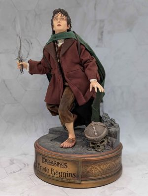Sideshow Lord of the Rings Frodo Baggins 1:4 Premium Format Figure - BP367871