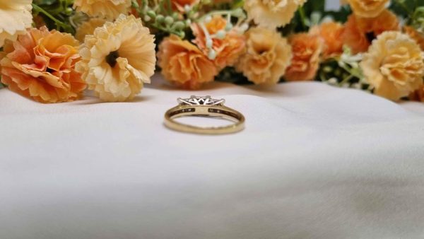 Ladies 9ct Yellow Gold Diamond Trilogy Cluster Ring TW293261 - Image 19