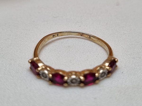 9ct Yellow Gold Diamond and Red Stone Ring TW361776 - Image 7