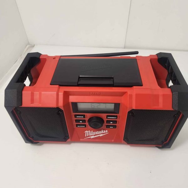 MILWAUKEE JOBSITE RADIO #GN364057 - Image 11