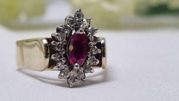 Ladies 14ct White Gold Diamond and Synthetic Ruby Cluster Ring TW286328 - Image 16