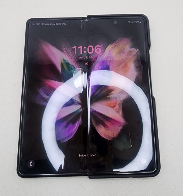 Samsung Galaxy Z Fold 3 5G 512GB with Charger - IP359417 - Image 9