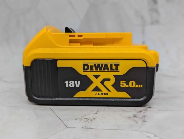 DeWalt 18V XR 5.0Ah Battery - BP363697 - Image 2