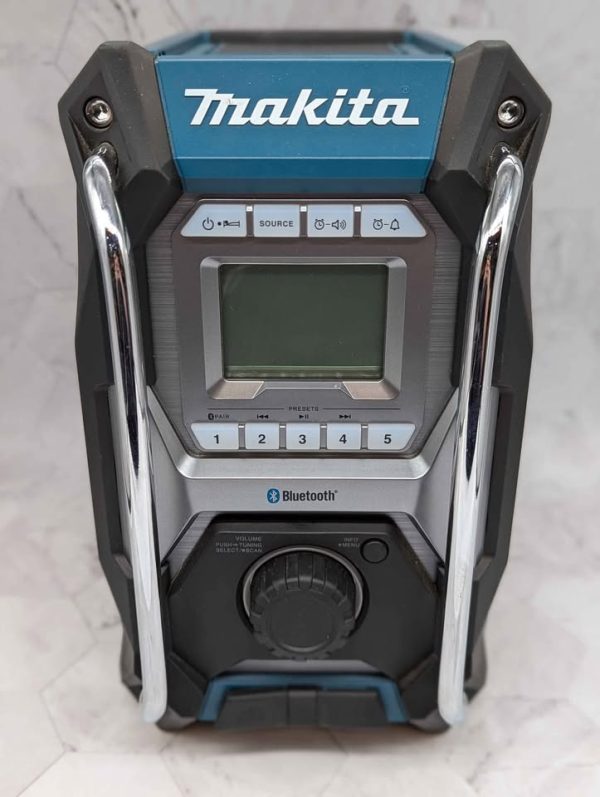 Makita 12/18/40V XGT Bluetooth Jobsite Radio Skin-Only (MR002G) - BP363720 - Image 2