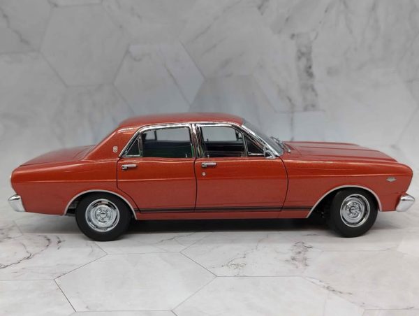Classic Carlectables 1:18 1967 Special Build XR GT Ford Falcon Model Car - BP365198 - Image 6