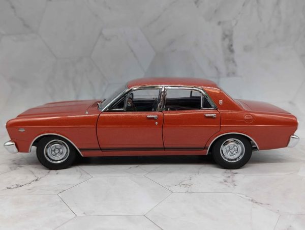 Classic Carlectables 1:18 1967 Special Build XR GT Ford Falcon Model Car - BP365198 - Image 8
