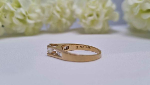 18ct Yellow Gold Channel Set with Floating Diamond Ring TW322621 - Image 25