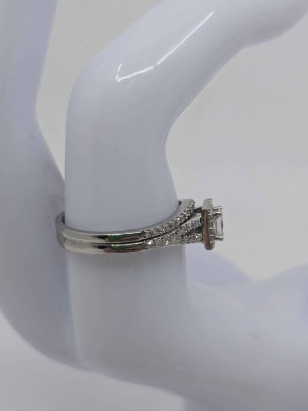 Ladies 9ct White Gold Diamond Engagement Ring - BL262553 - Image 7