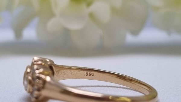 18ct Yellow Gold Diamond Trilogy Cluster Ring TW295936 - Image 18