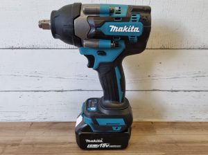 Makita 18V Impact Wrench TW366933