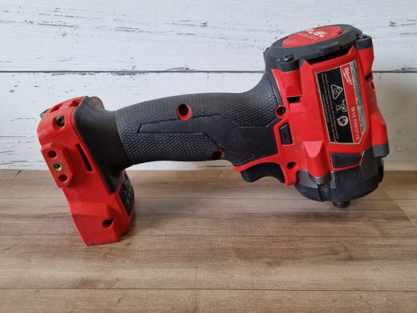 Milwaukee 18V Impact Driver TW364512 - Image 6