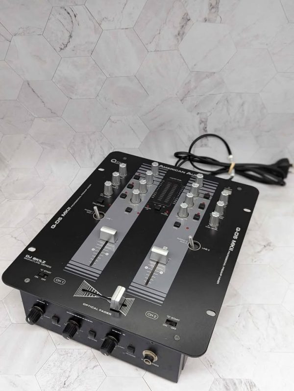 American Audio Professional Preamp Mixer (Q-D5 MKII) - BP366146